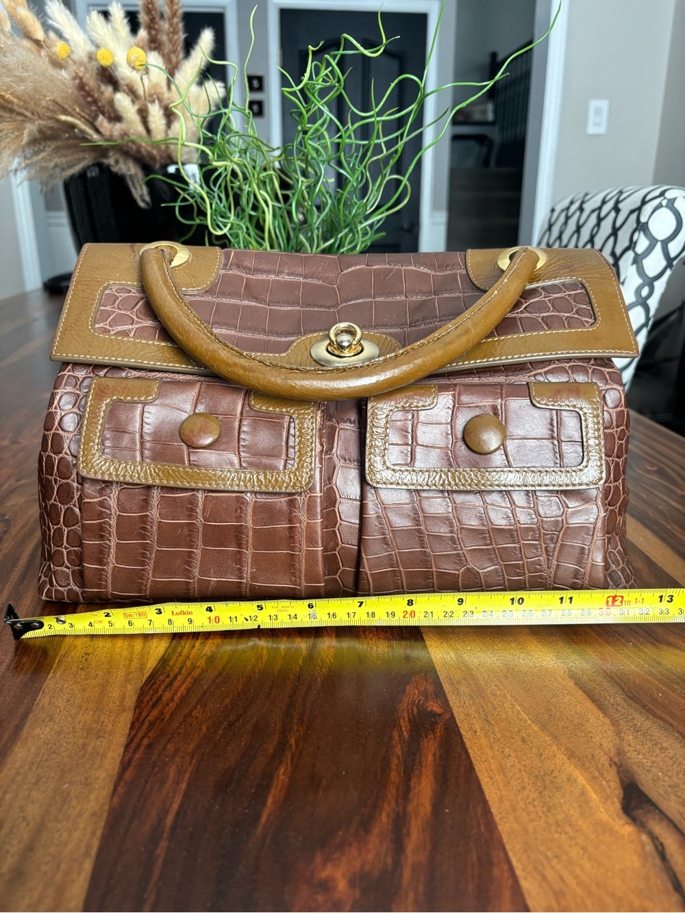 Golden Bleu Italian made Brown Croc-pattern leather  Top-Handle Women's Bag